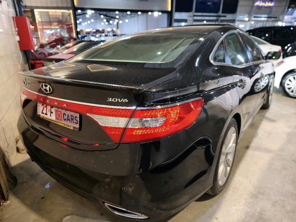 هيونداي أزيرا